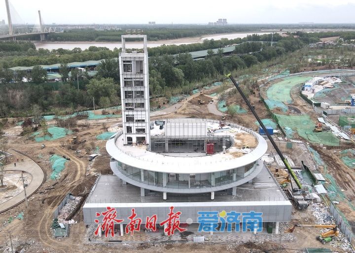 黄河边建设足球场，丁太鲁绿带公园各功能区雏形显现