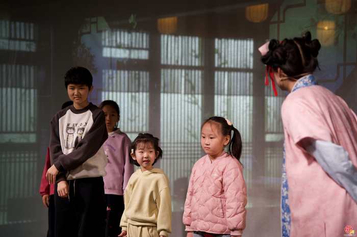 宋风亲子·词伴成长 定格新春温情瞬间