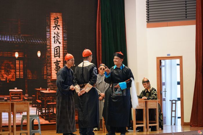 戏韵青春 剧绽芳华——山东师大附中第十七届“校长杯” 戏剧节精彩启幕！