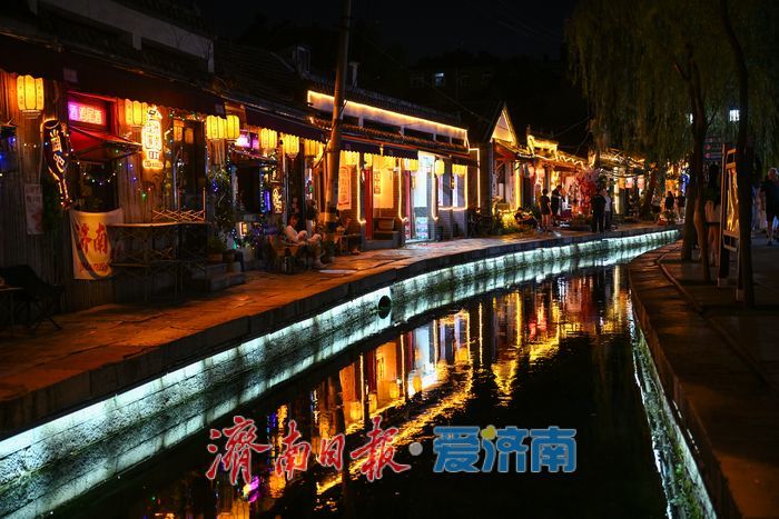 一年四季 泉在济南｜晚风送爽，夏夜曲水亭街成汉服打卡地