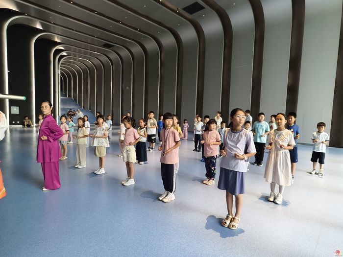 济南轨道交通集团有限公司：“轨道童心七彩假期”职工子女暑期托管班