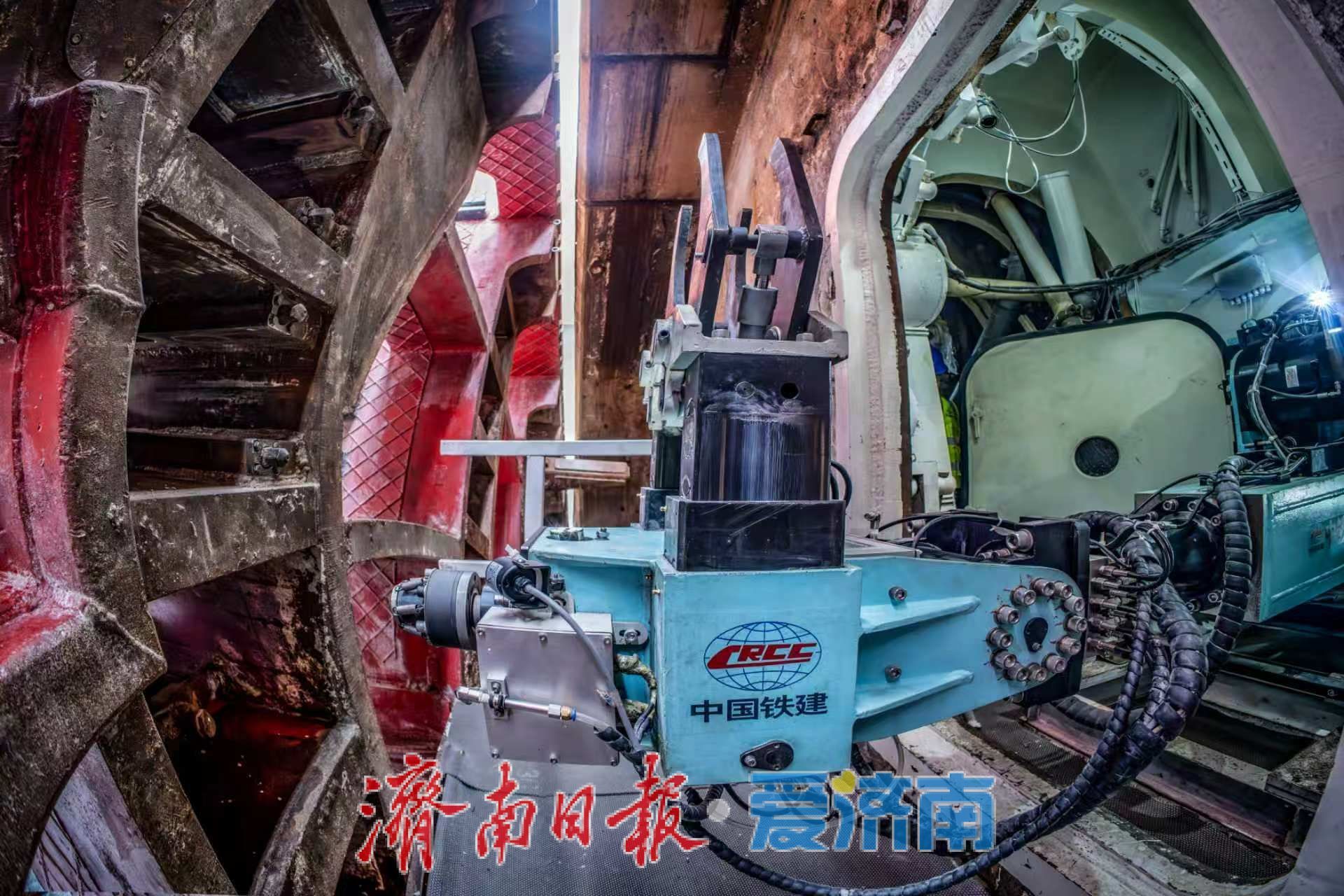智造“换刀手” 闯关“无人区”——我国首台重载智能盾构换刀机器人攻坚纪实