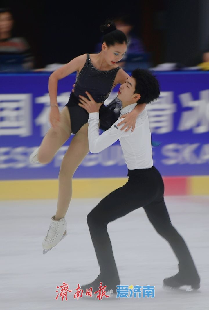 2025年中国花样滑冰俱乐部联赛济南站今日开幕