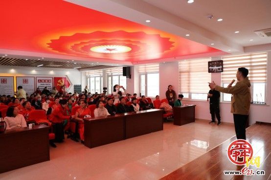 章丘区“文明实践大篷车”再出发