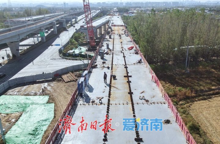 项目强省会｜济南凤凰黄河大桥南延工程多处上跨关键性路口连续梁实现合龙