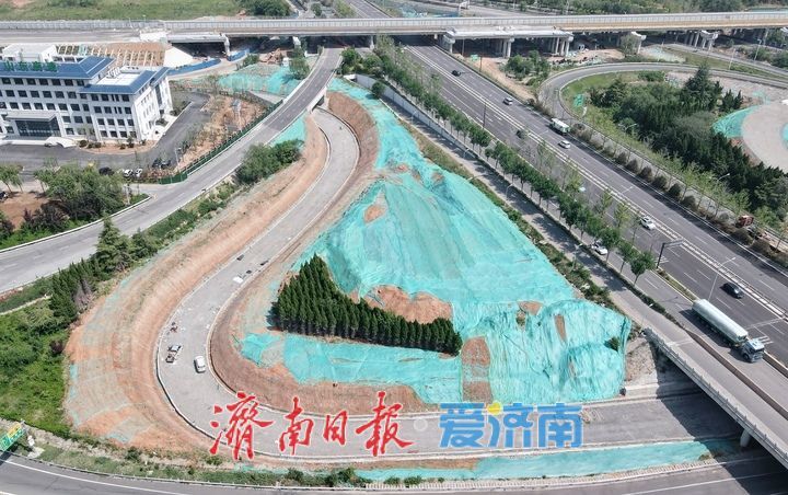 配合G2001济南绕城高速改扩建工程，济南这处收费站封闭通行