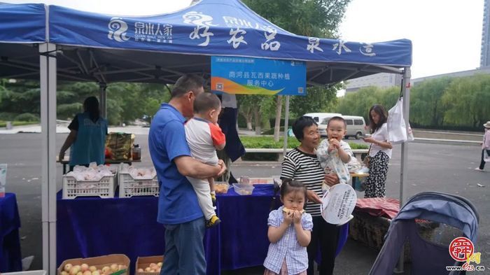 “杏”运随行 泉水人家社区里再开集