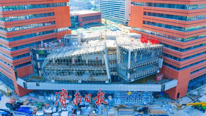 项目强省会｜山东开放大学高新校区改造工程外立面收尾 打造智慧终身教育新标杆