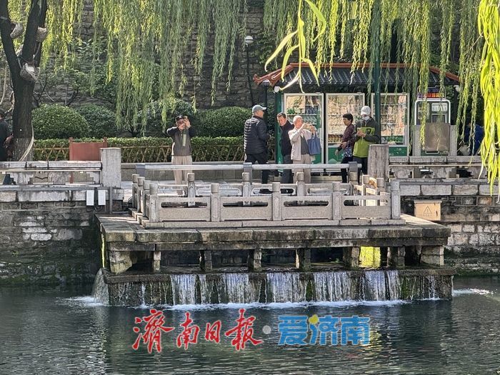 一年四季 泉在济南丨黑虎泉水位创新高 玛瑙泉瀑布惹人醉