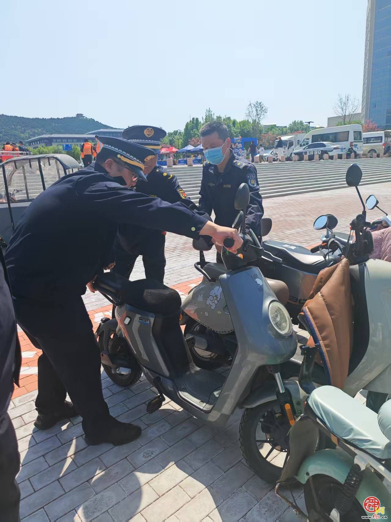 护航首秀显担当 精细城管助精彩 济南市市中区城管局全力保障齐鲁超赛济南赛区首场比赛