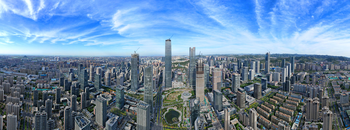 “泉城蓝”上线！济南中央商务区碧空下气势如虹