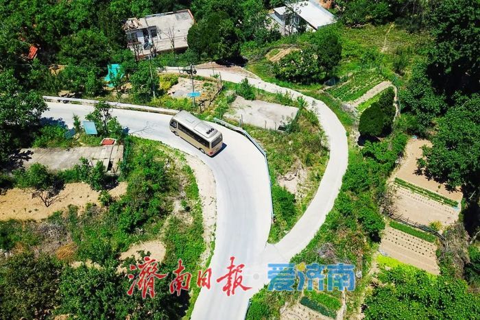 17年开通22条山区线路 济南这个公交车队是乡村振兴“交通先锋”