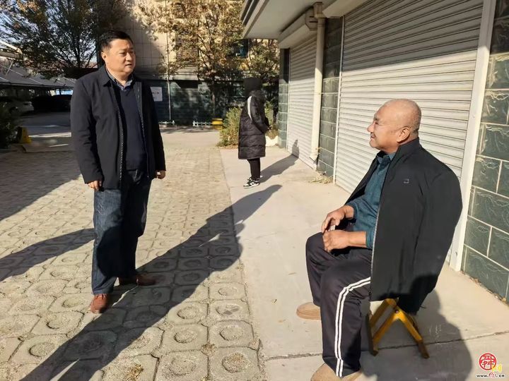 暖心车棚“诞生记”：普集大观园小区居民用行动点亮幸福生活