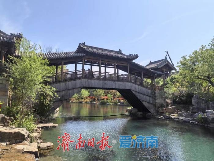 济南这个地方小桥流水四月天，疏花绿柳超出片