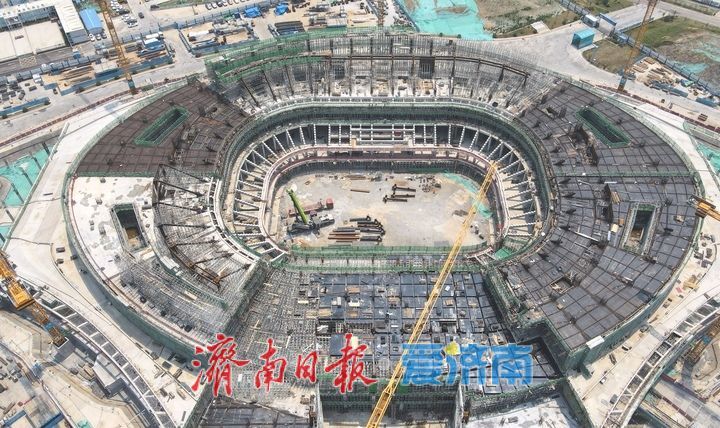 “一场两馆”黄河北岸拔地而起，济南黄河体育中心建设跃马扬鞭