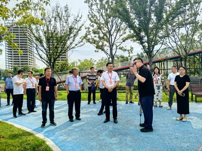 全龄共享 绿心“萌”动——济南市政协组织开展绿地开放共享“再商量”第三次现场商量