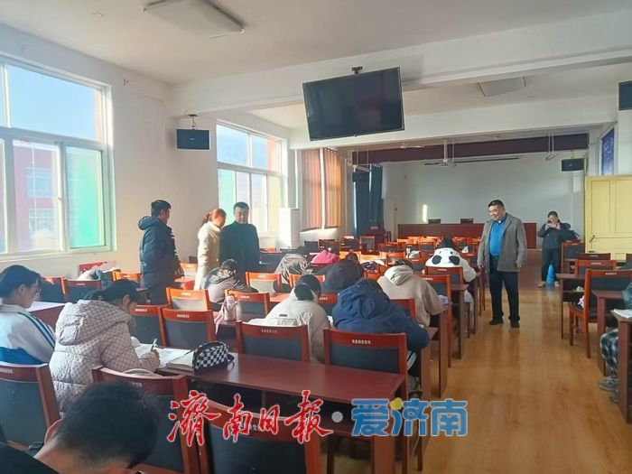 127名乡村娃周末“有人管” 这所“成长屋”破解“5+2=0”教育困境