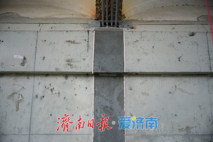 探访济南纬二路天桥改造现场，工程稳步推进，施工有序开展