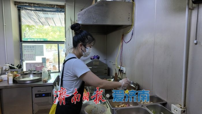 “凉皮嫂子”杨翠翠：一碗凉皮的济南温度