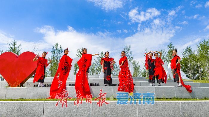 “移步换景”享文旅盛宴，济南多元文化活动点亮湖畔夏日时光