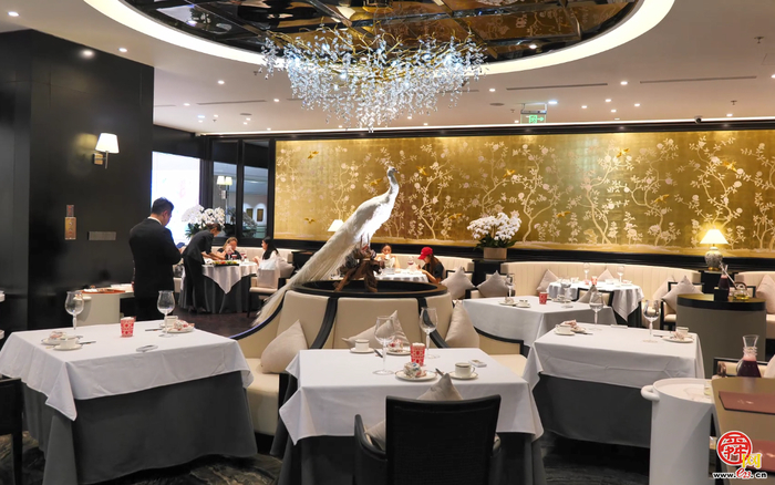 强省会建设丨贵和购物中心：泉城路的高端消费引力场与文化场域