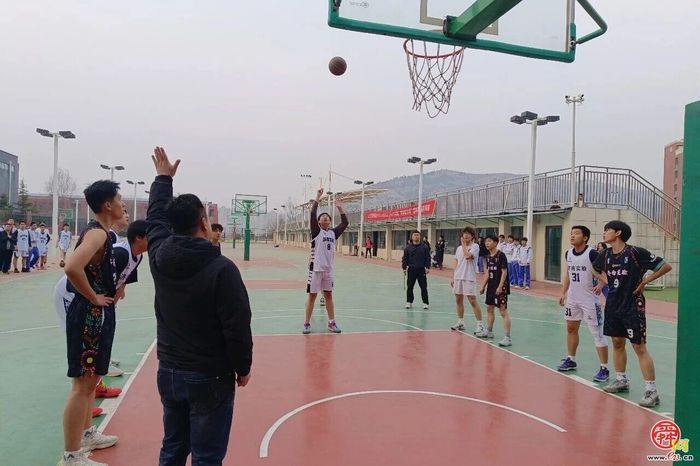 健康筑体魄，青春竞主场！济钢高中兴隆校区举办班级篮球联赛