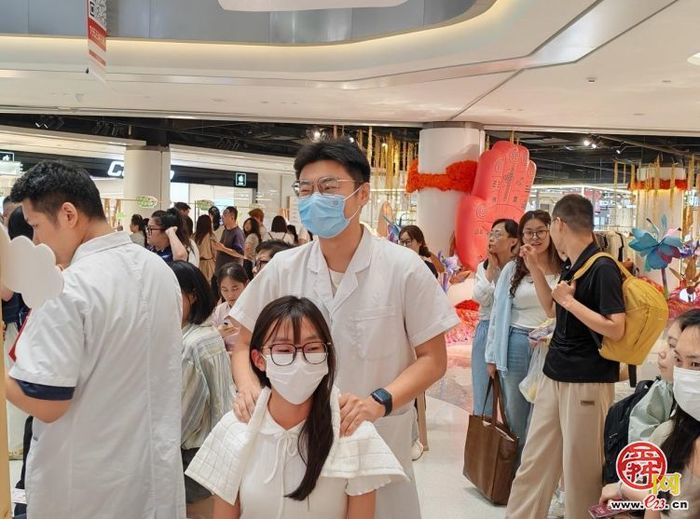 中医“主理人”出摊又出圈，这场市集爆火济南