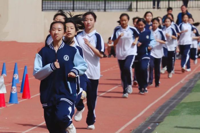 开测！市中区举行中小学生体质健康检测