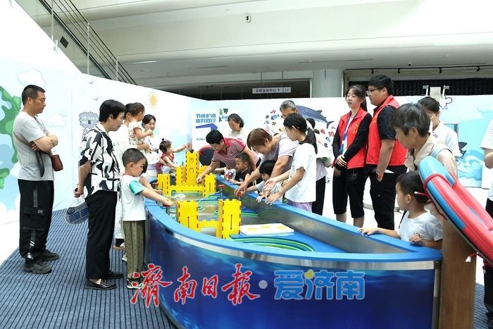 济南市科技馆水主题科普展开展
