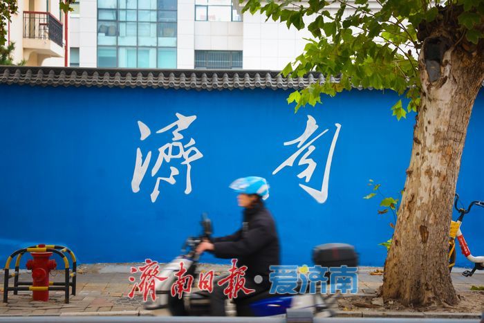 一年四季 泉在济南丨经三路新添“网红转角”引市民打卡