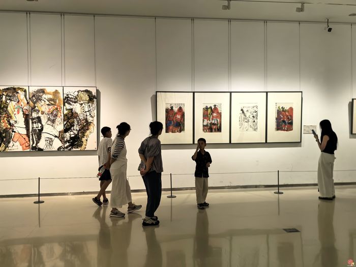 双展映辉：贾广健以工写造境与王辅民的水墨革新在山东美术馆同台对话