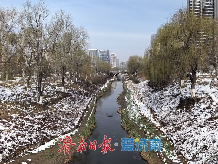 腊山河：雪霁天晴朗 柳绿迎春开