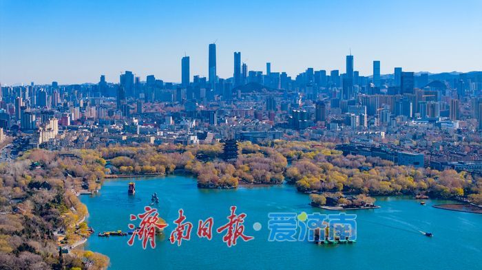 一年四季 泉在济南丨雾霾散尽，泉城蓝回归！大明湖展露绝美容颜