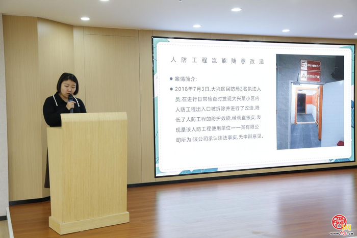 新中国人民防空创立75周年︱济南国防动员普法宣传教育活动走进历下区龙洞街道西江华府社区