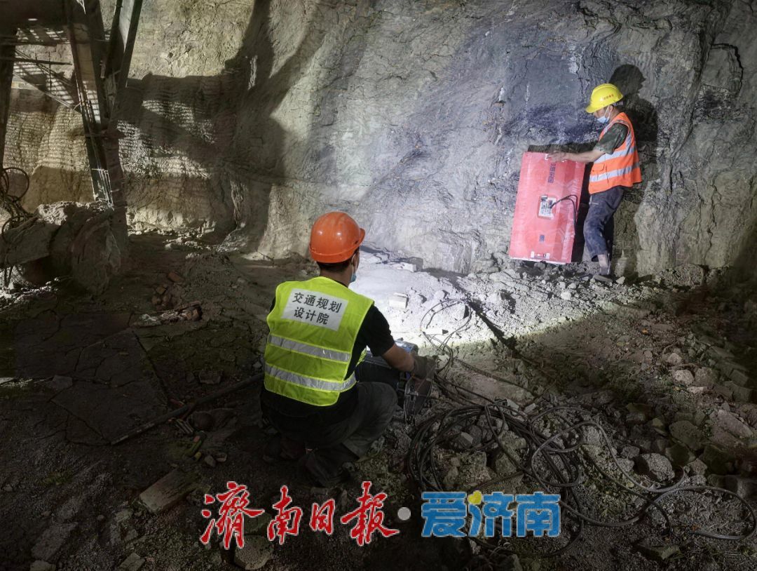 项目强省会｜济南南绕城高速改扩建项目济南隧道顺利贯通
