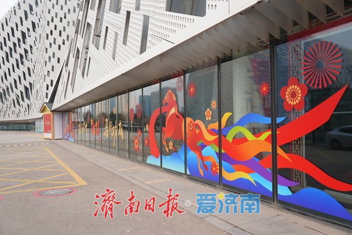 “新春盛装”喜迎马年