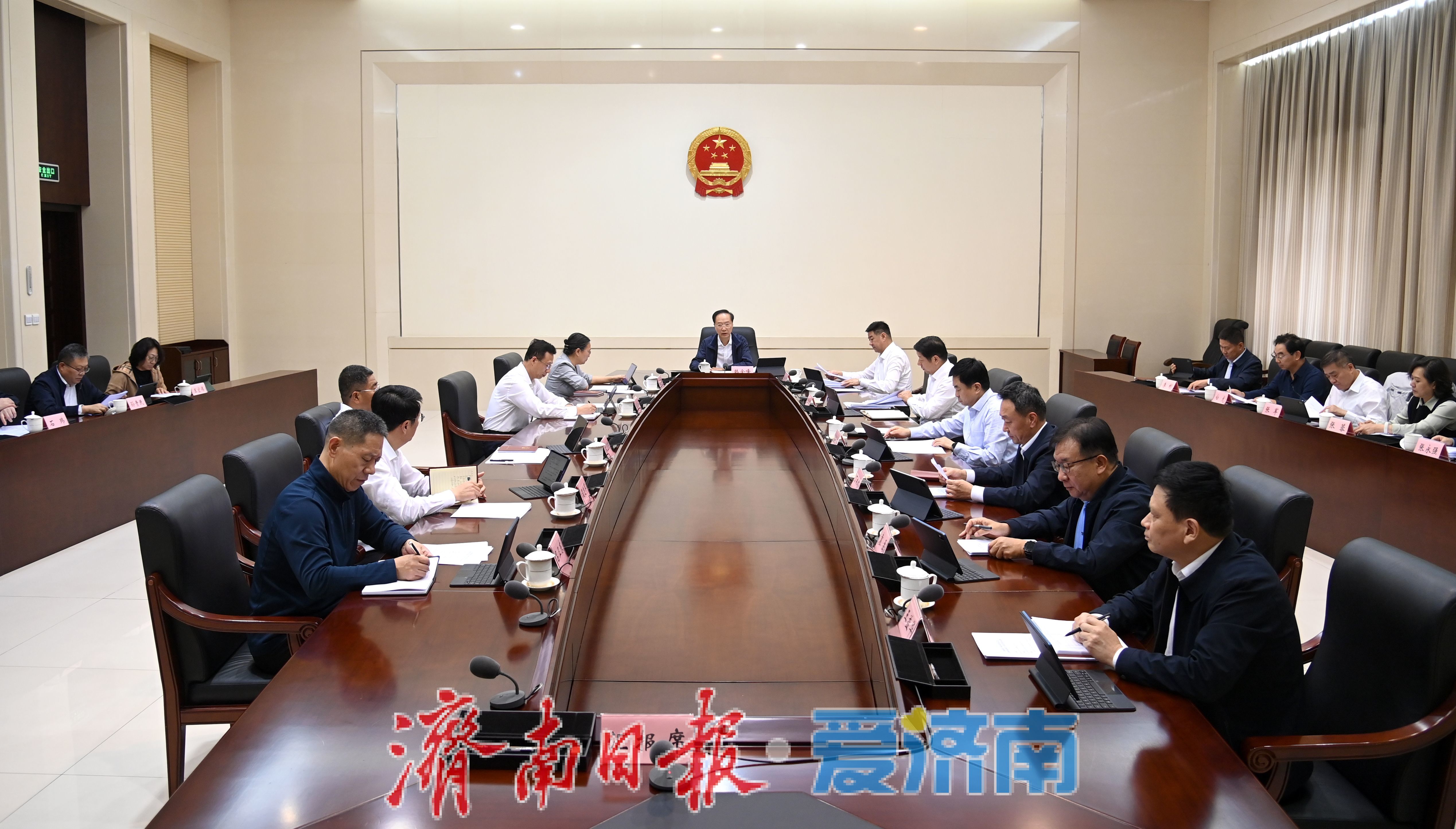 市十八届人大常委会举行第七十八次主任会议 韩金峰主持