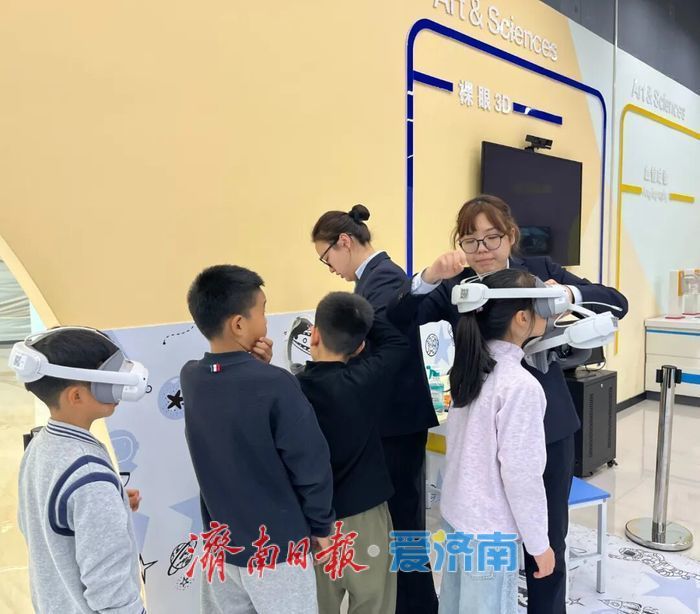 科技馆里过大年：传统韵味邂逅科技新风