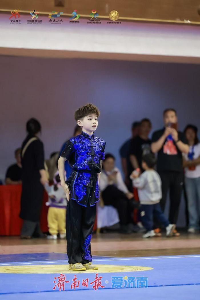 泉城论剑显身手 武脉传承展英姿！2025年济南市第三届青少年武术邀请赛举行