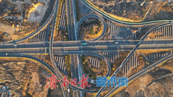 晴好冬至 映照群山