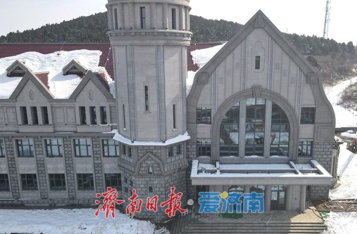 山东职业学院铁路科普教育基地复建“津浦铁路济南站”
