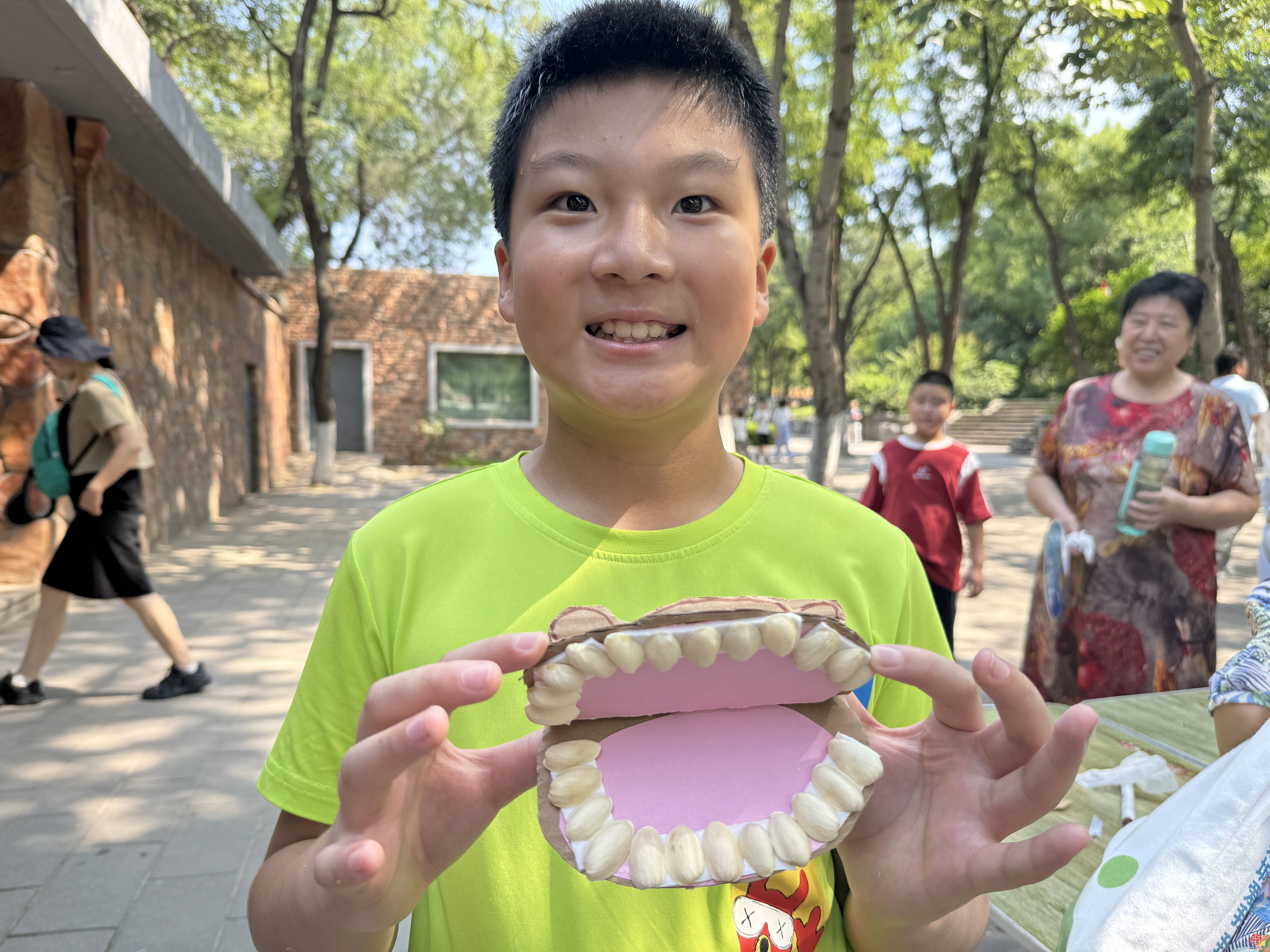 “泉”在济南过暑假——济南动物园为大嘴巴神兽“京津”举行欢乐生日趴