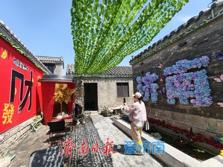 济南后宰门街修缮焕新！古建筑化身书店投入使用