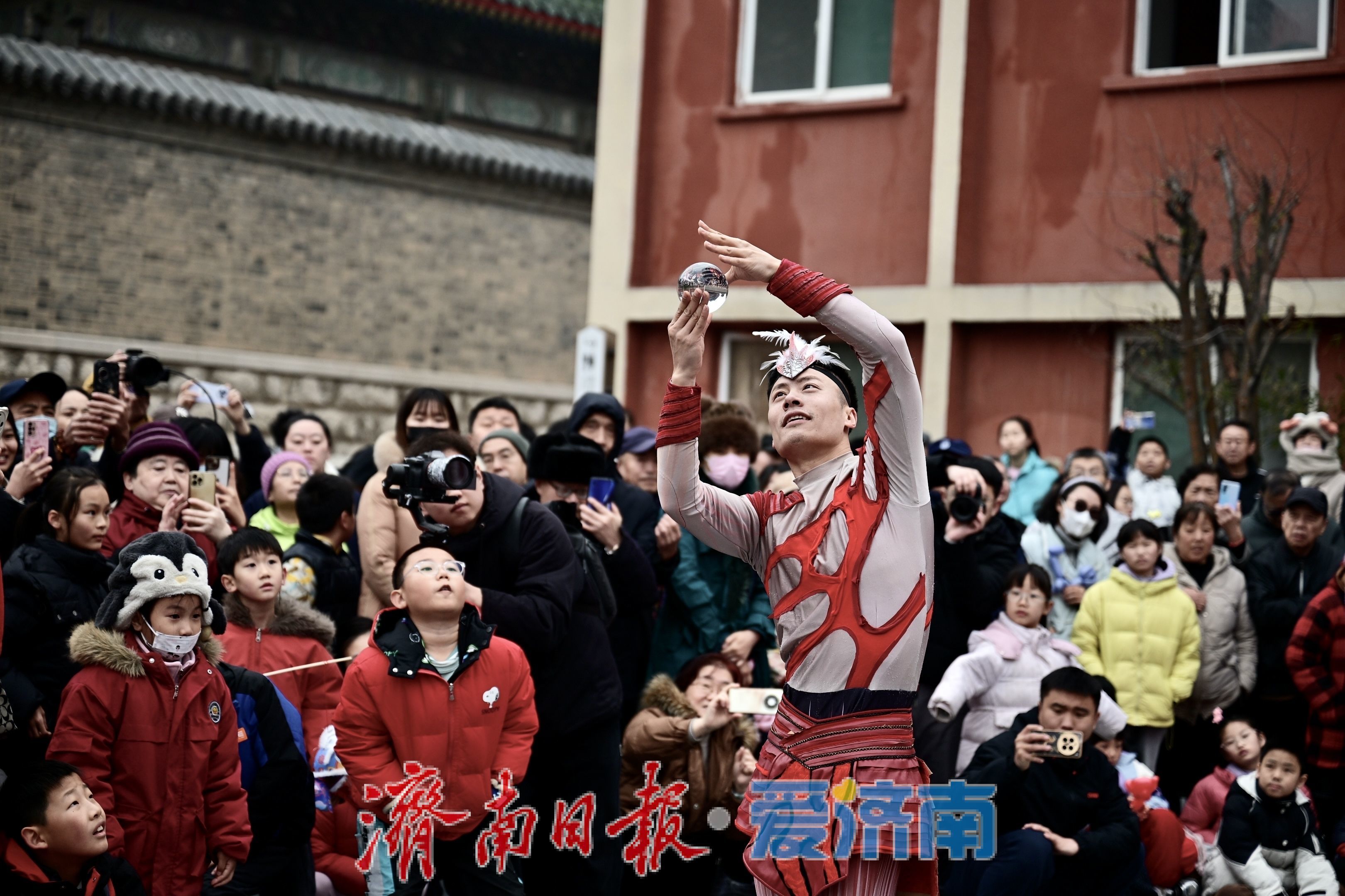 一眼百年，一街好戏！上新街元宵演艺秀惊艳开锣