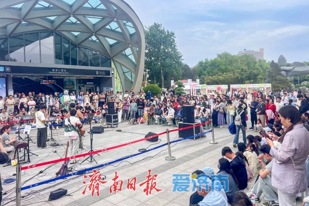 吃喝玩乐体验拉满，地铁站里真有“逛头儿”！