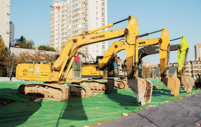 “洪楼1905”暨洪楼广场片区城市更新项目集中开工奠基活动举行