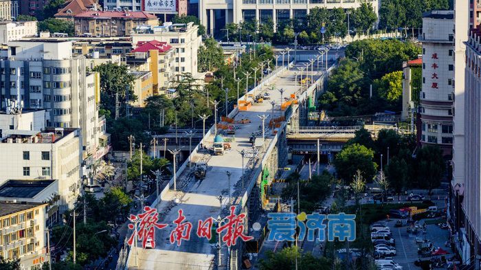 济南纬二路跨铁路天桥全力推进升级改造 智慧管控护航民生出行