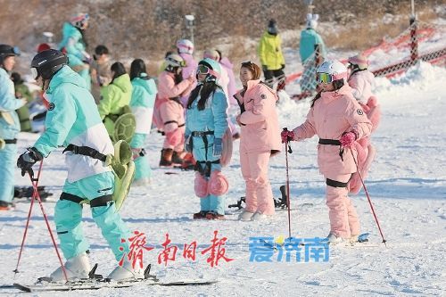 “专线”直达、“一票通”体验……惠民礼包接连落地 泉城冰雪经济“热”度飙升