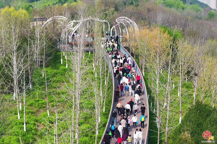 从登山者到守护者 泉城市民有新身份 “一城山色”生态守护志愿服务联盟成立