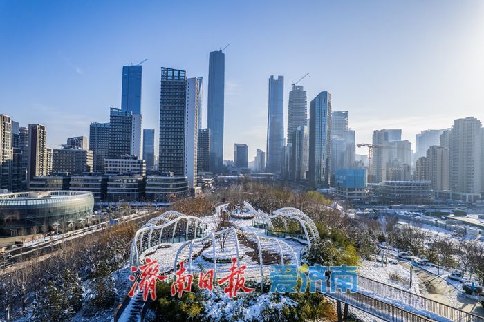 雪后济南开启“高清模式”！东部城区蓝天白雪颜值拉满